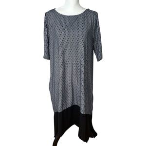 Cuddl Duds Black and Gray geometric Dress